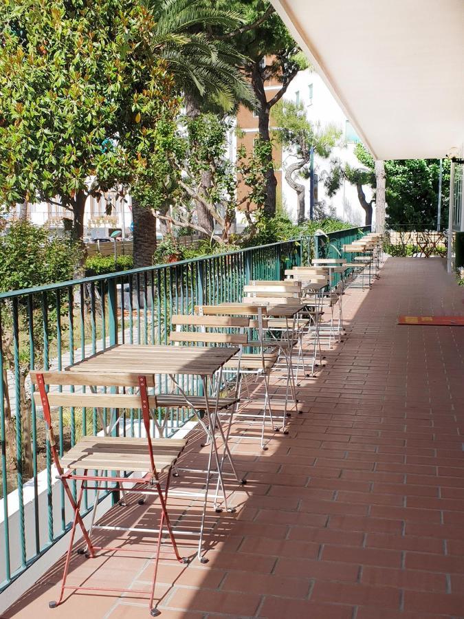 סן בנדטו דל טרנטו Hotel Blumen מראה חיצוני תמונה