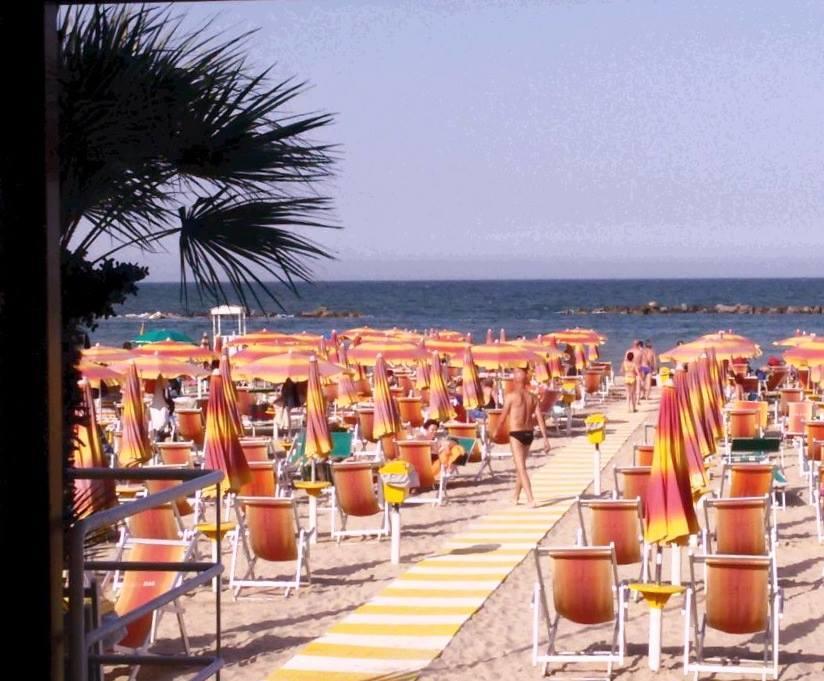 סן בנדטו דל טרנטו Hotel Blumen מראה חיצוני תמונה